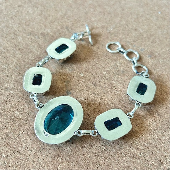 Blue Gilded Age Quartz Bracelet set in 925 Silver - Picture 6 of 6